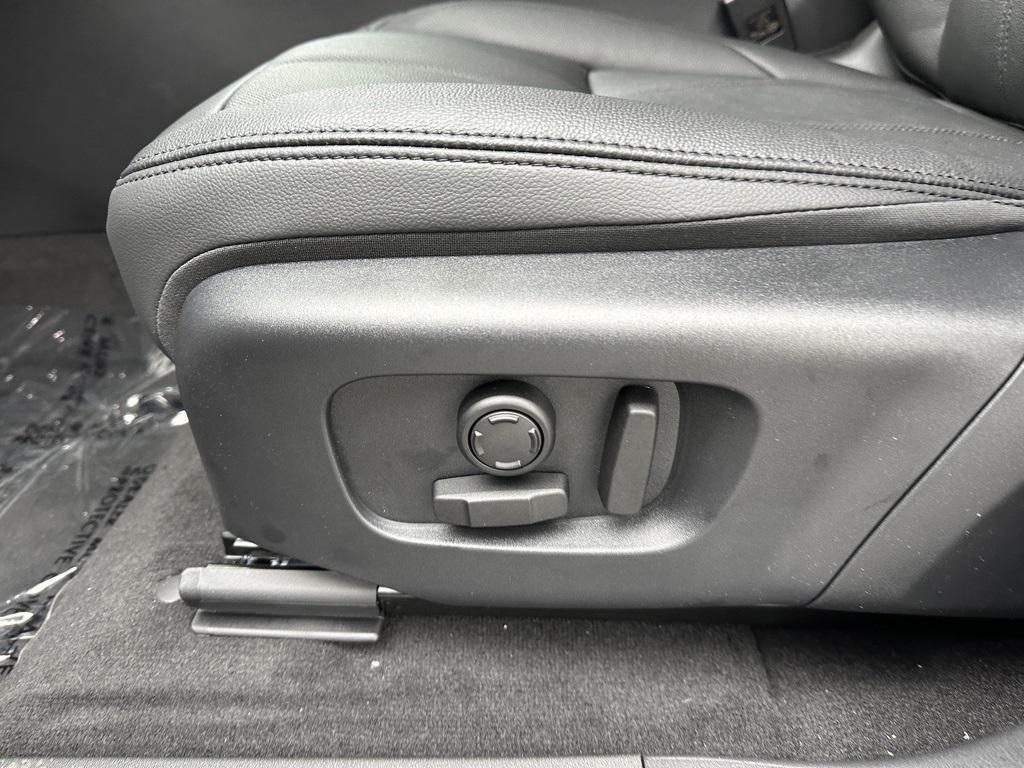 used 2024 Land Rover Range Rover Evoque car, priced at $47,701
