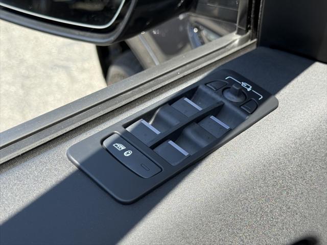 new 2025 Land Rover Discovery Sport car, priced at $51,753
