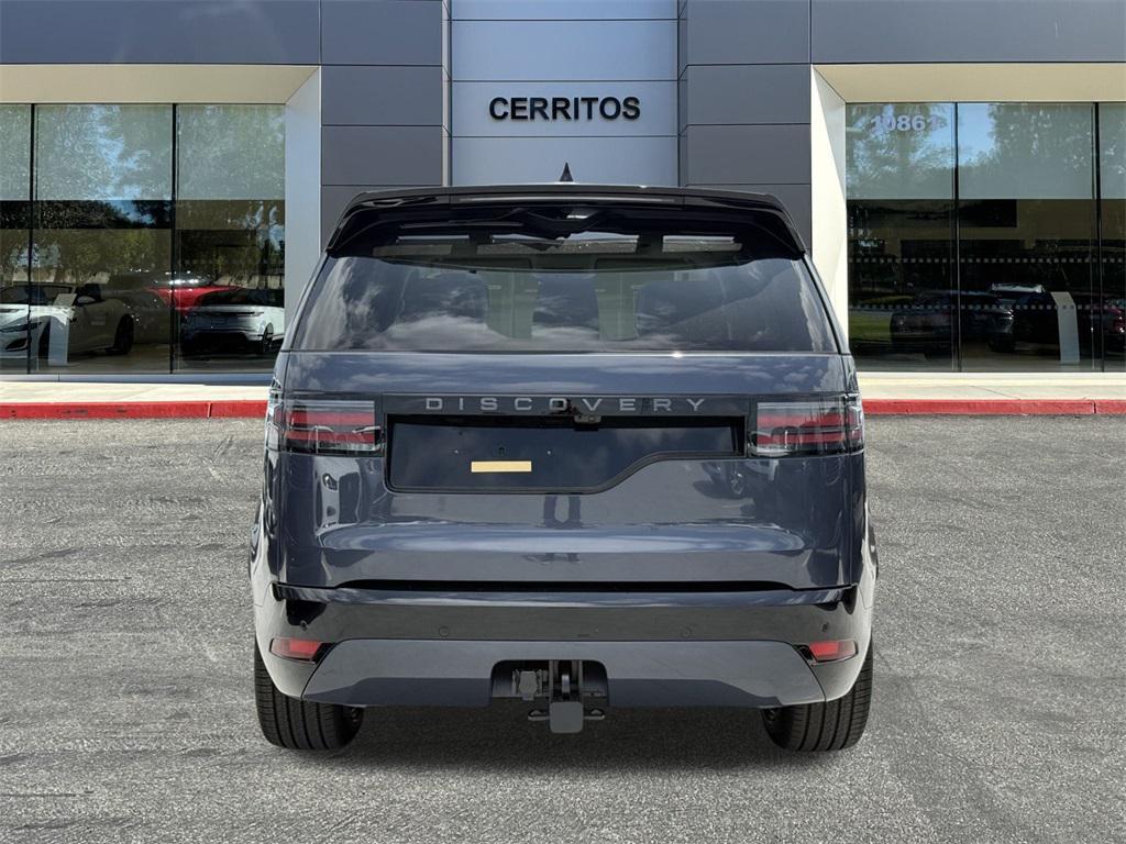 new 2025 Land Rover Discovery car, priced at $75,775