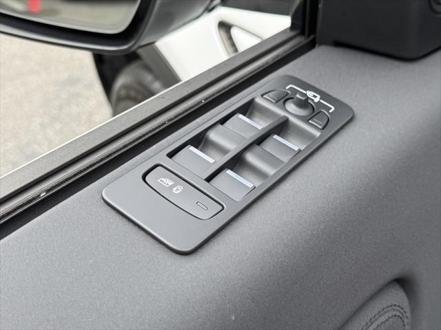 used 2022 Land Rover Discovery Sport car, priced at $25,899