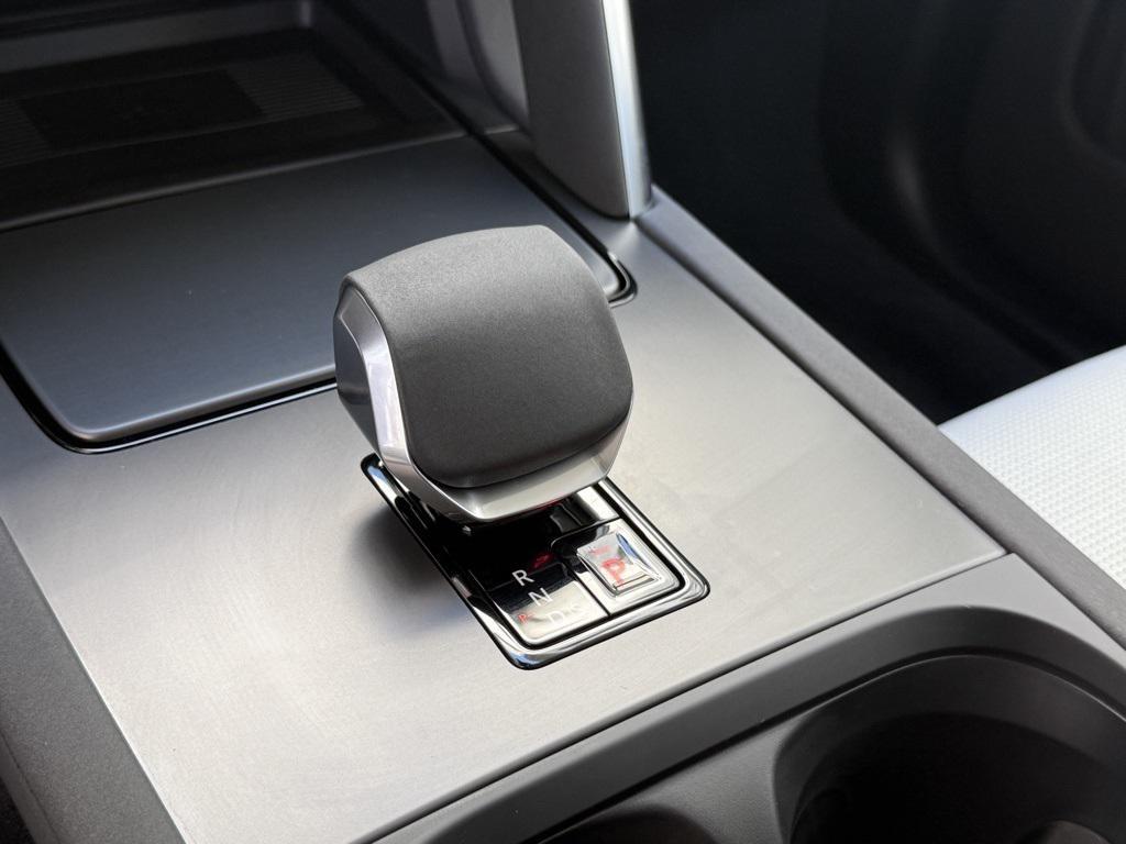 new 2025 Land Rover Discovery Sport car, priced at $51,403