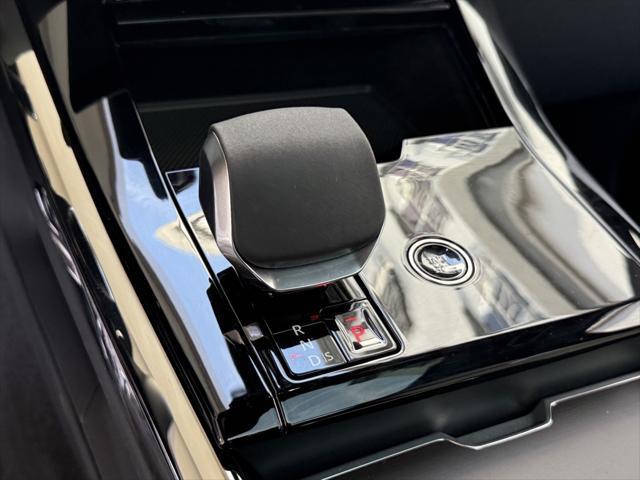 new 2025 Land Rover Range Rover Sport car, priced at $127,105
