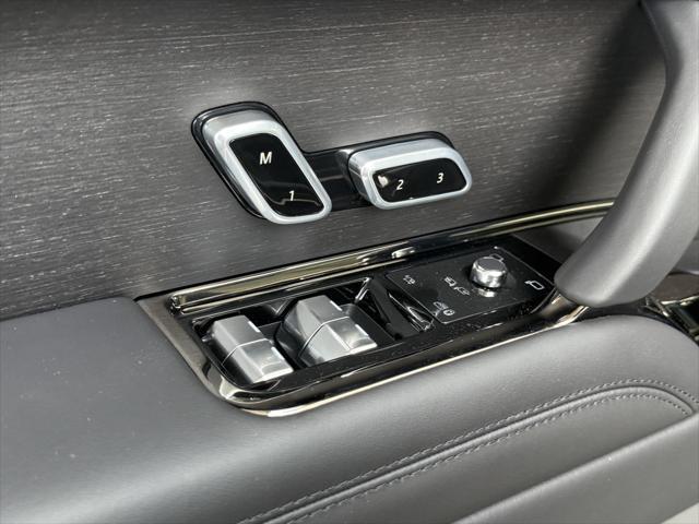 new 2025 Land Rover Range Rover Sport car, priced at $127,105