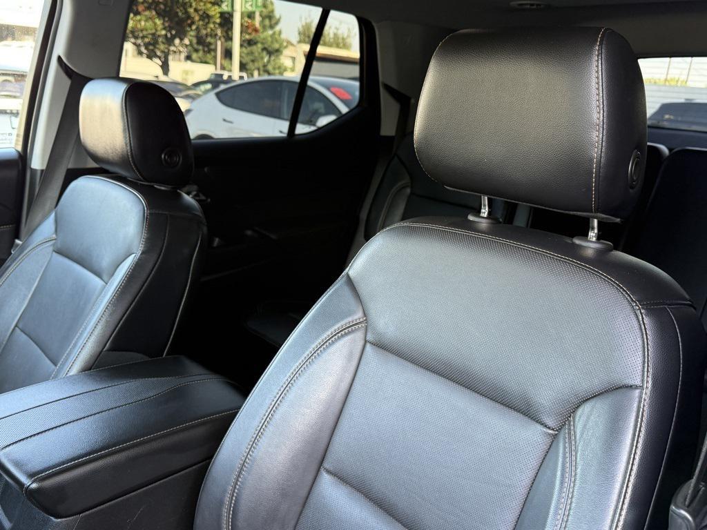 used 2019 Chevrolet Traverse car, priced at $24,599
