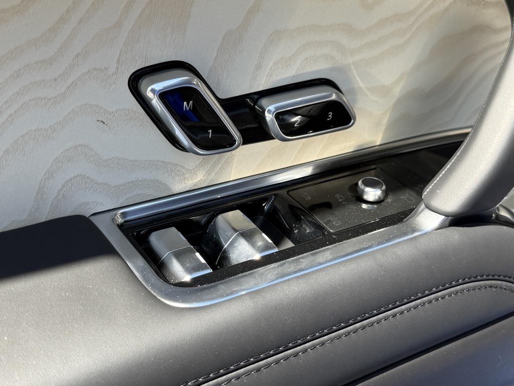 new 2025 Land Rover Range Rover car, priced at $234,590