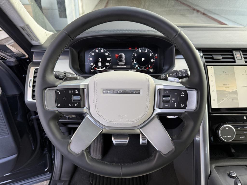 new 2025 Land Rover Discovery car, priced at $85,128