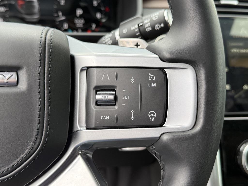 used 2024 Land Rover Discovery car, priced at $58,798