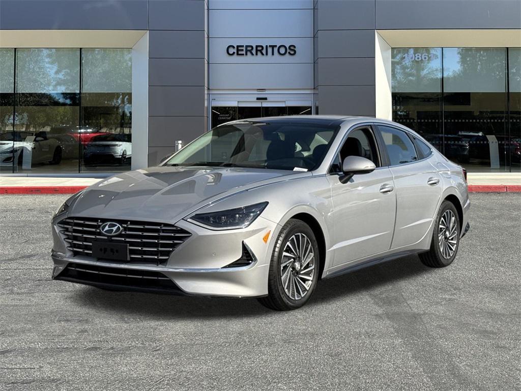 used 2023 Hyundai Sonata Hybrid car, priced at $25,899