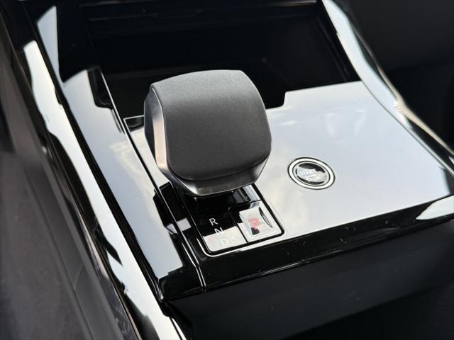 new 2025 Land Rover Range Rover Sport car, priced at $92,865