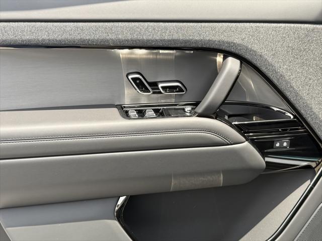 new 2025 Land Rover Range Rover Sport car, priced at $92,865