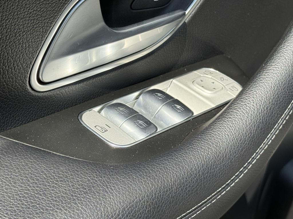 used 2022 Mercedes-Benz GLE 350 car, priced at $42,599