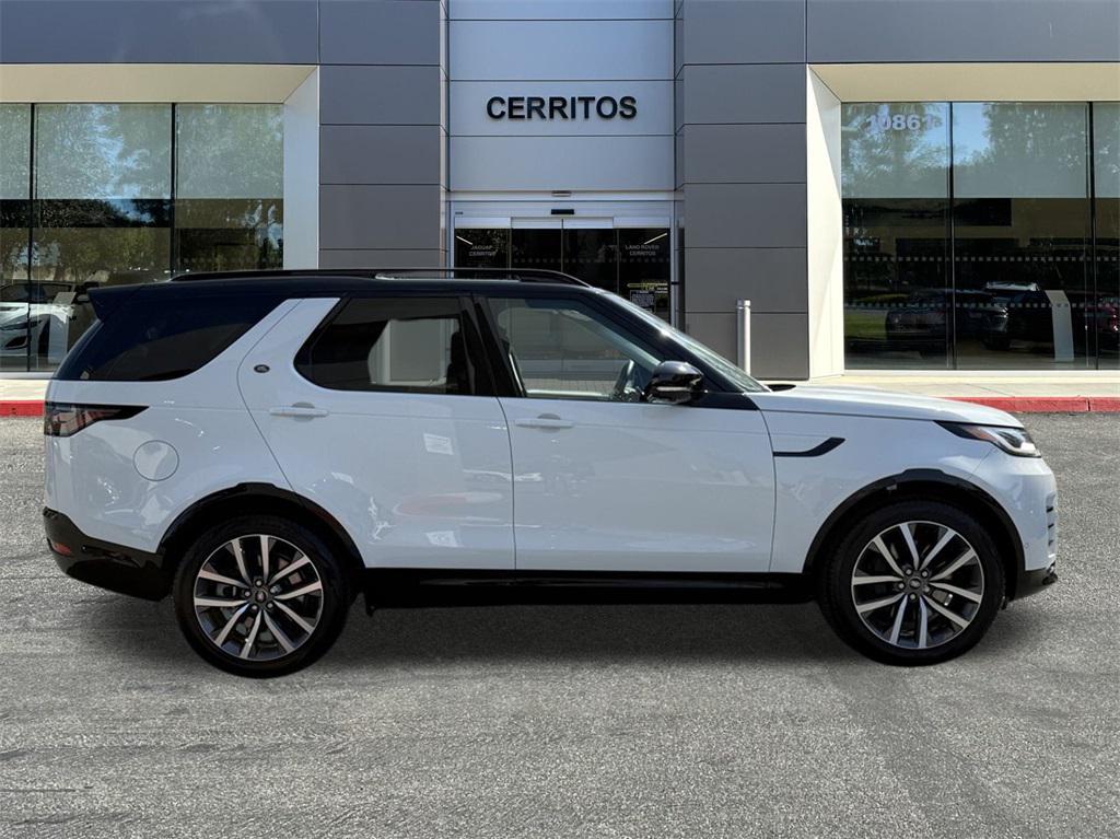 new 2025 Land Rover Discovery car, priced at $79,093