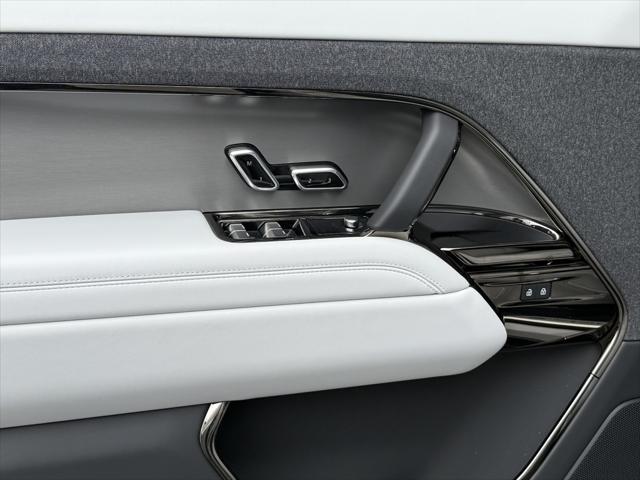 new 2025 Land Rover Range Rover Sport car, priced at $92,390
