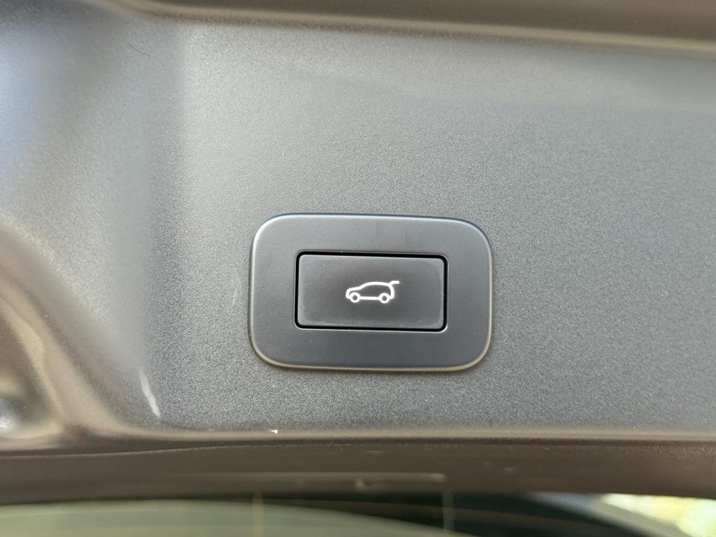 used 2023 Land Rover Range Rover Evoque car, priced at $31,322