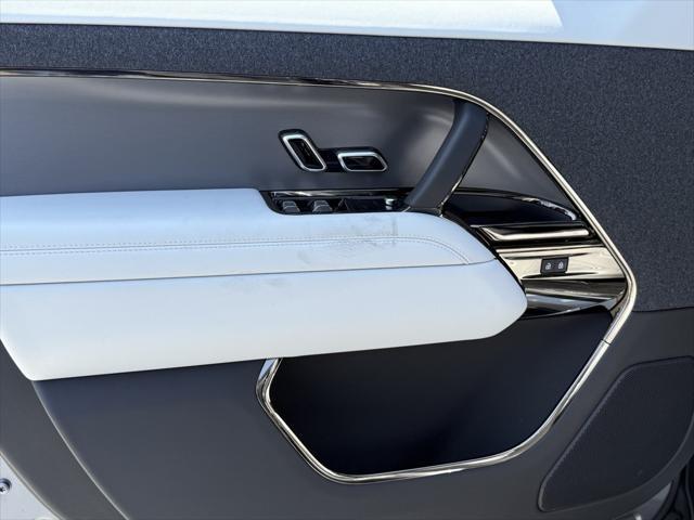 new 2025 Land Rover Range Rover Sport car, priced at $90,555