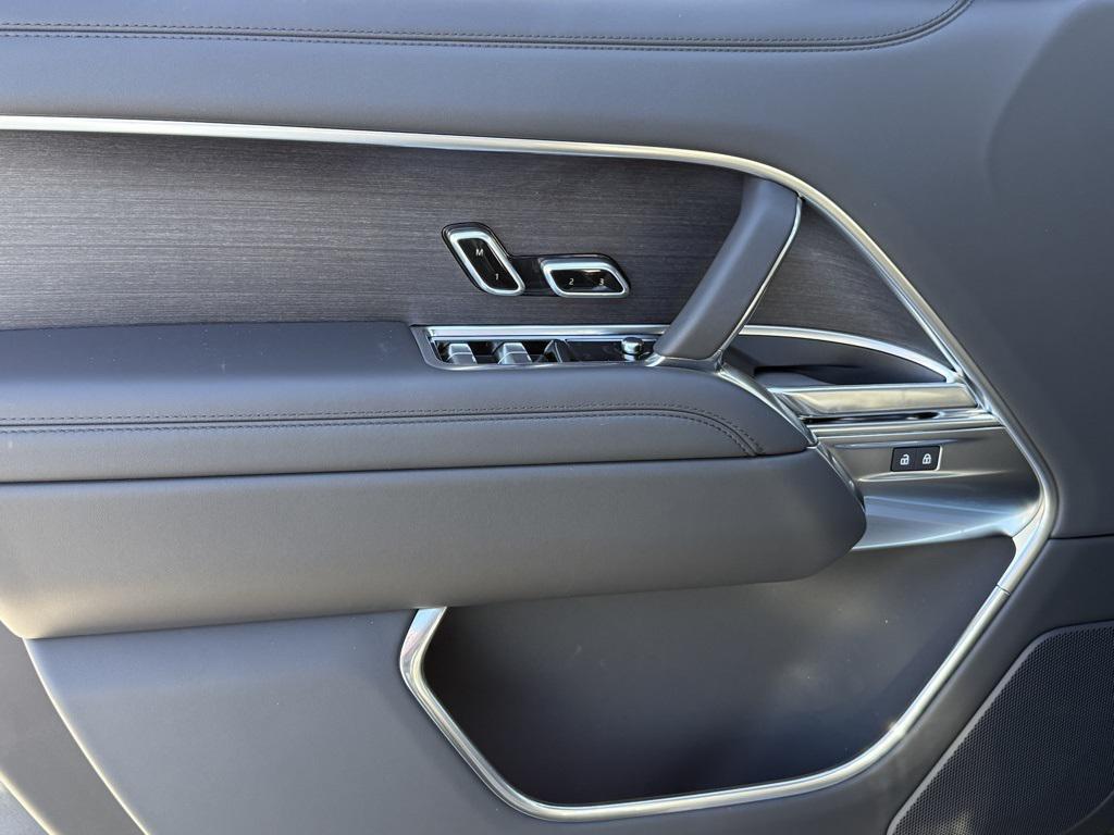 new 2025 Land Rover Range Rover car, priced at $148,120