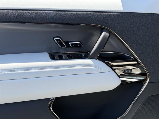 new 2025 Land Rover Range Rover Sport car, priced at $91,630