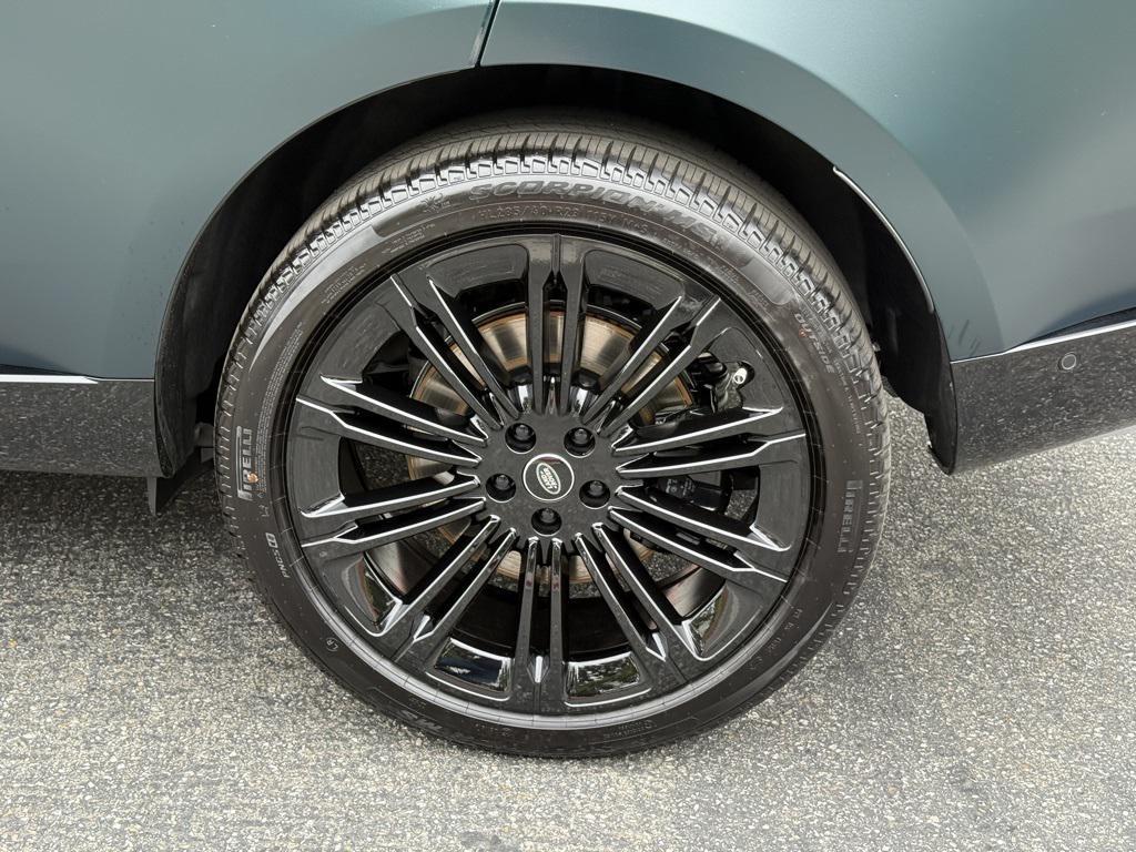 new 2025 Land Rover Range Rover car, priced at $151,300