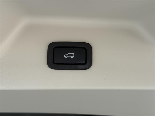 used 2022 Land Rover Range Rover car, priced at $64,999