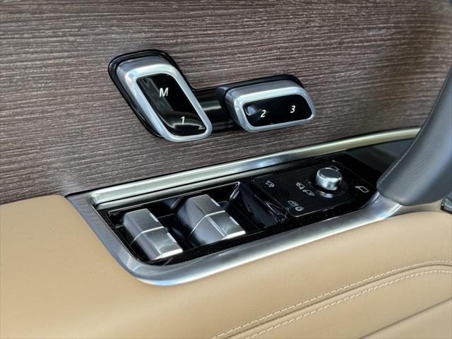 new 2025 Land Rover Range Rover car, priced at $152,250