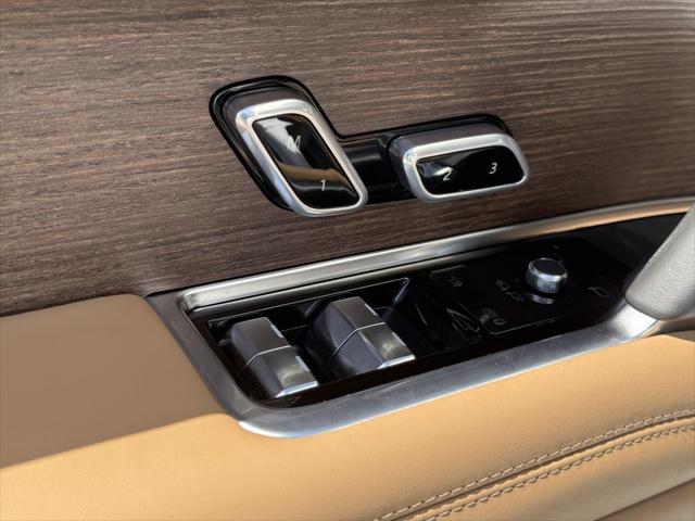 new 2025 Land Rover Range Rover car, priced at $199,680
