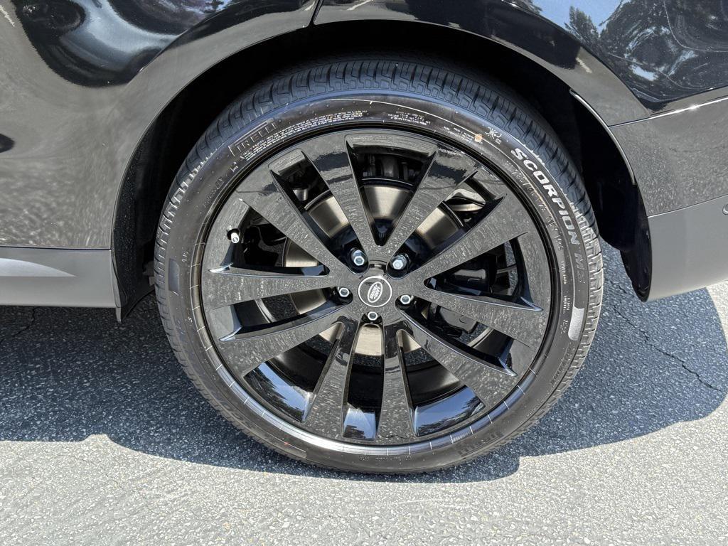 new 2025 Land Rover Range Rover Sport car, priced at $91,855