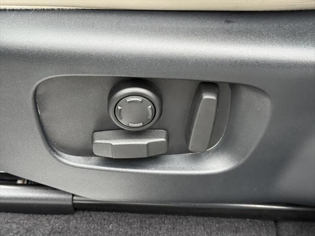 used 2018 Land Rover Range Rover Sport car, priced at $32,981