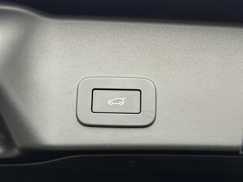 used 2023 Land Rover Range Rover Evoque car, priced at $38,999