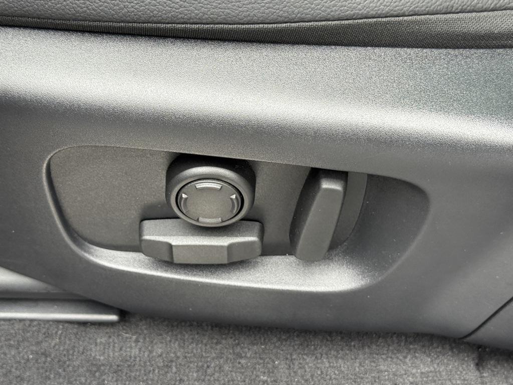 used 2023 Land Rover Range Rover Evoque car, priced at $38,999