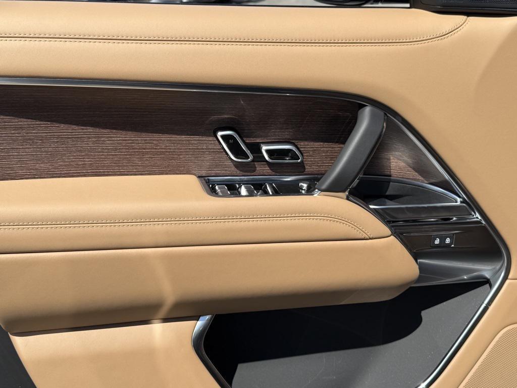 new 2025 Land Rover Range Rover car, priced at $142,160