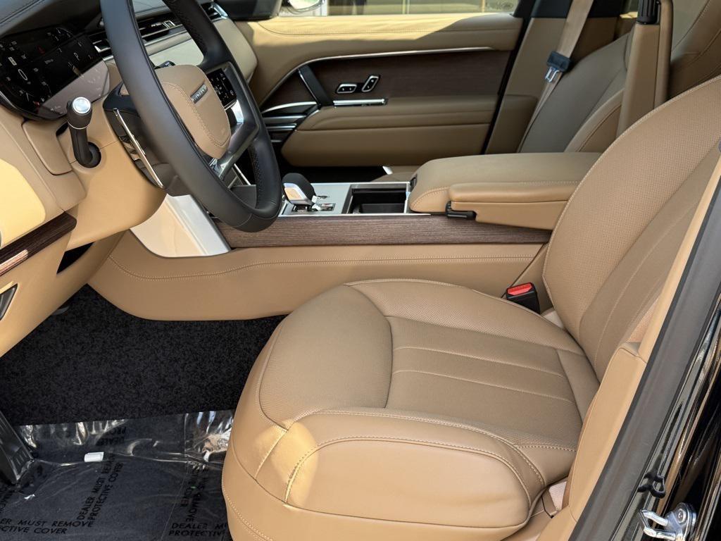 new 2025 Land Rover Range Rover car, priced at $142,160
