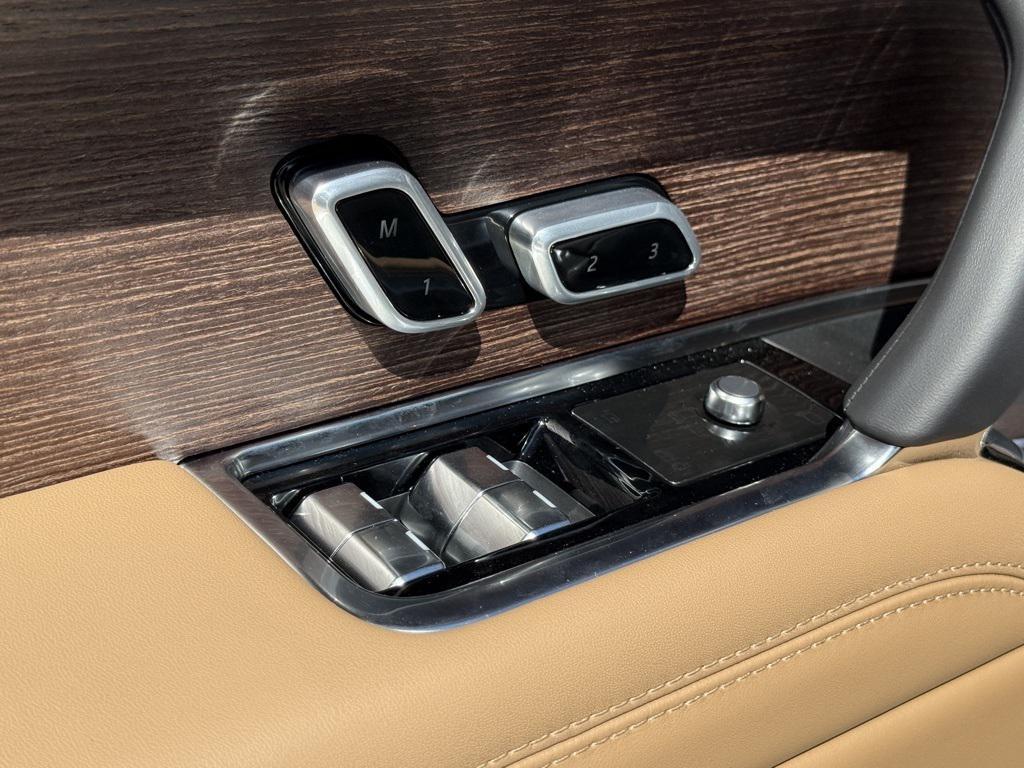 new 2025 Land Rover Range Rover car, priced at $142,160