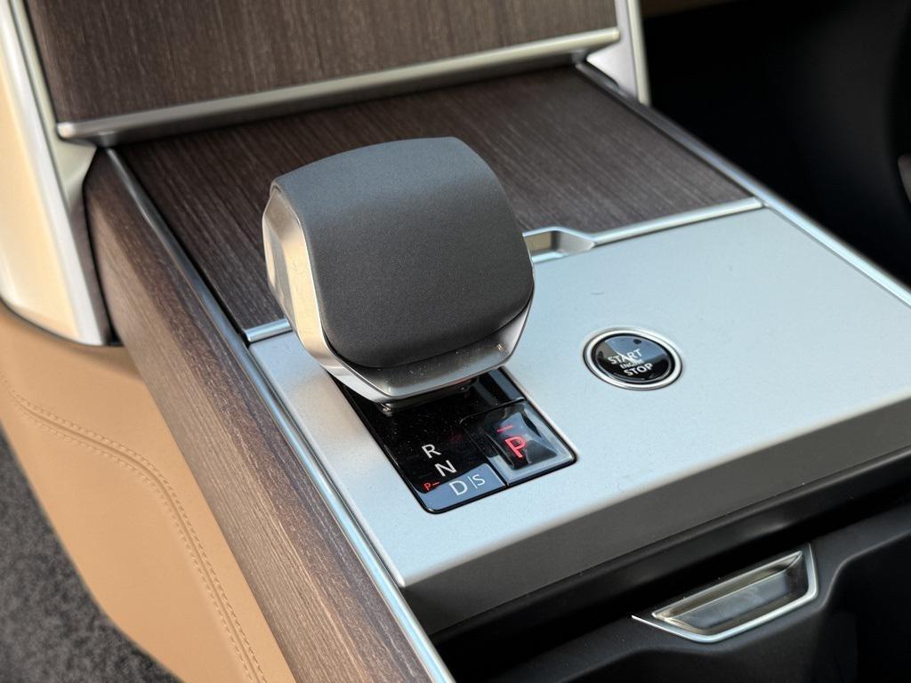 new 2025 Land Rover Range Rover car, priced at $142,160