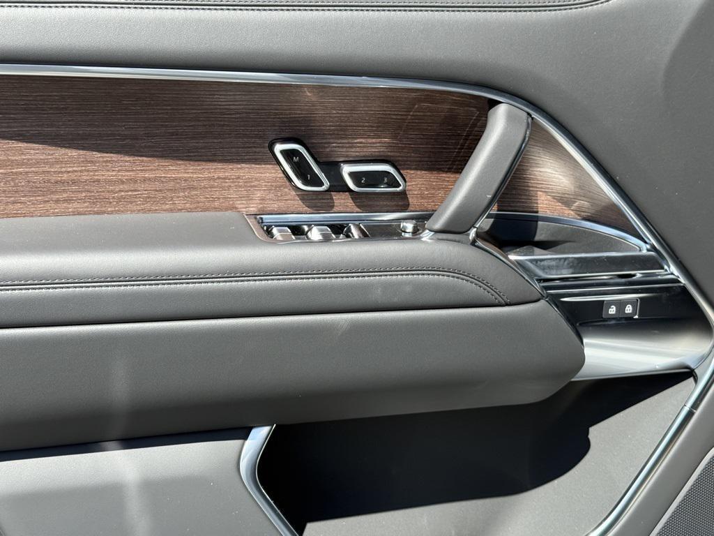 new 2025 Land Rover Range Rover car, priced at $122,715