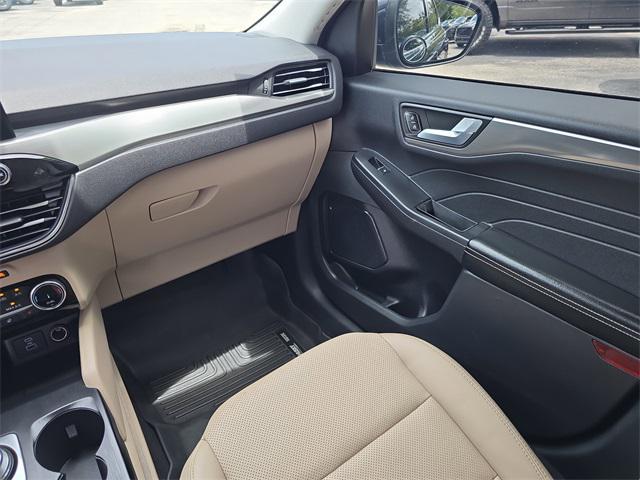 used 2022 Ford Escape car, priced at $24,582