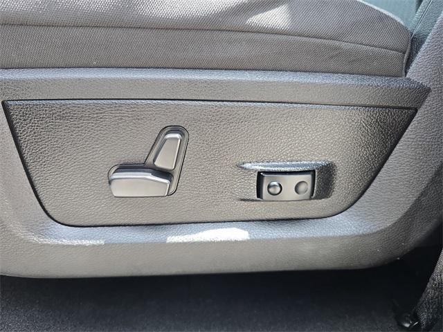 used 2023 Ram 1500 Classic car, priced at $27,998
