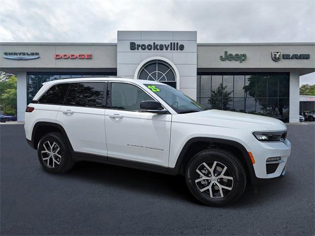 new 2025 Jeep Grand Cherokee car, priced at $41,442
