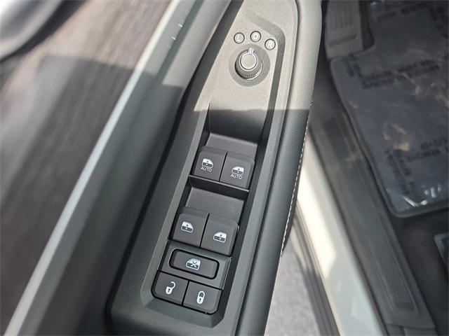 new 2025 Jeep Grand Cherokee car, priced at $43,442
