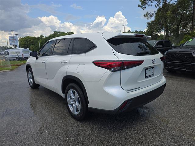 used 2020 Toyota Highlander car, priced at $27,447