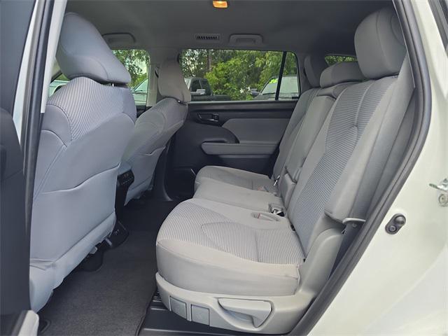 used 2020 Toyota Highlander car, priced at $27,447