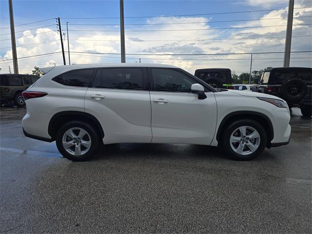 used 2020 Toyota Highlander car, priced at $27,447
