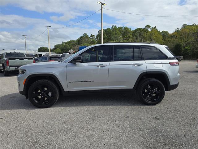 new 2025 Jeep Grand Cherokee car, priced at $40,966