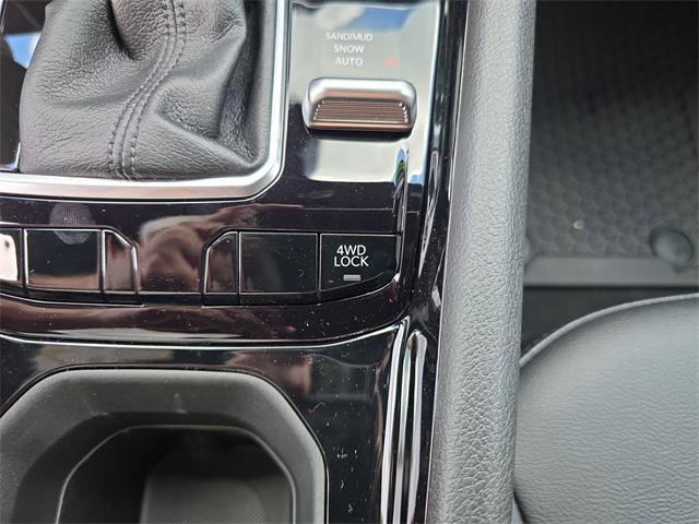 new 2025 Jeep Compass car, priced at $32,538