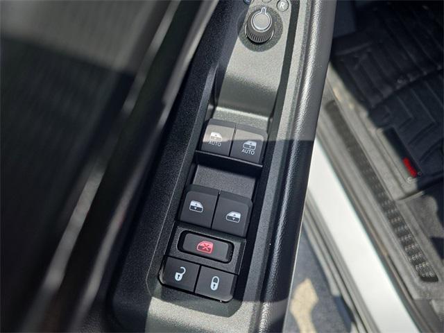used 2024 Jeep Grand Cherokee car, priced at $39,995