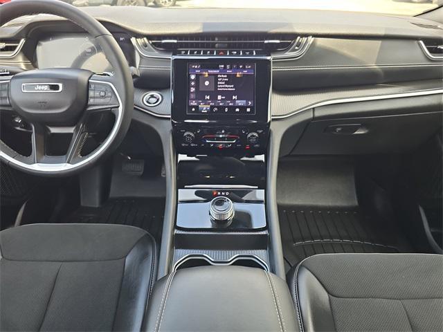 used 2024 Jeep Grand Cherokee car, priced at $39,995