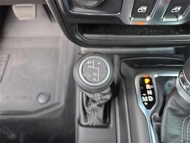 new 2025 Jeep Wrangler car, priced at $43,289