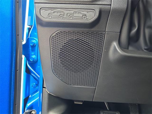 new 2025 Jeep Wrangler car, priced at $48,268