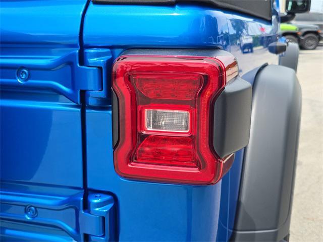 new 2025 Jeep Wrangler car, priced at $48,268