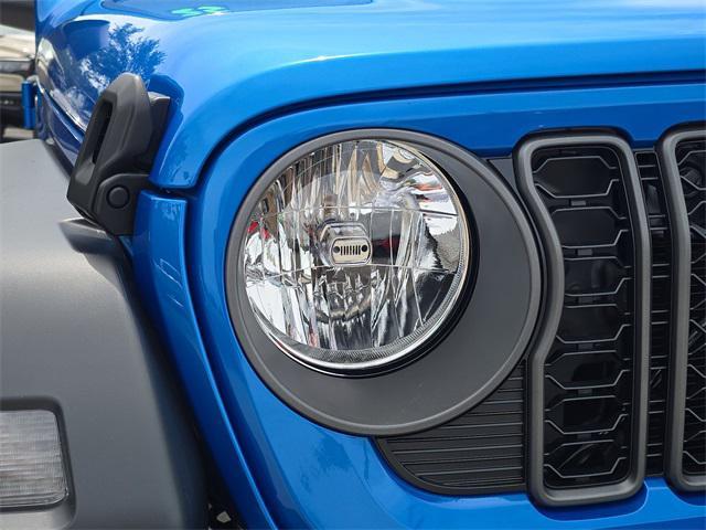 new 2025 Jeep Wrangler car, priced at $48,268