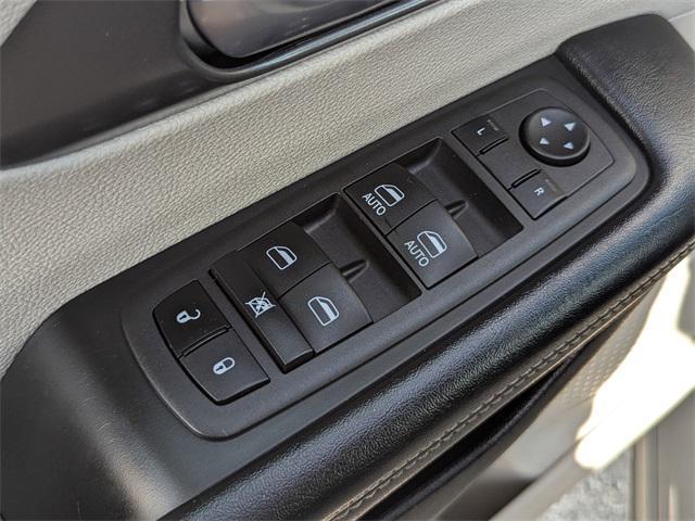 used 2022 Chrysler Pacifica car, priced at $23,668